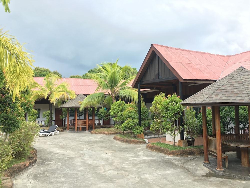 Landcons Resort Langkawi Exterior photo