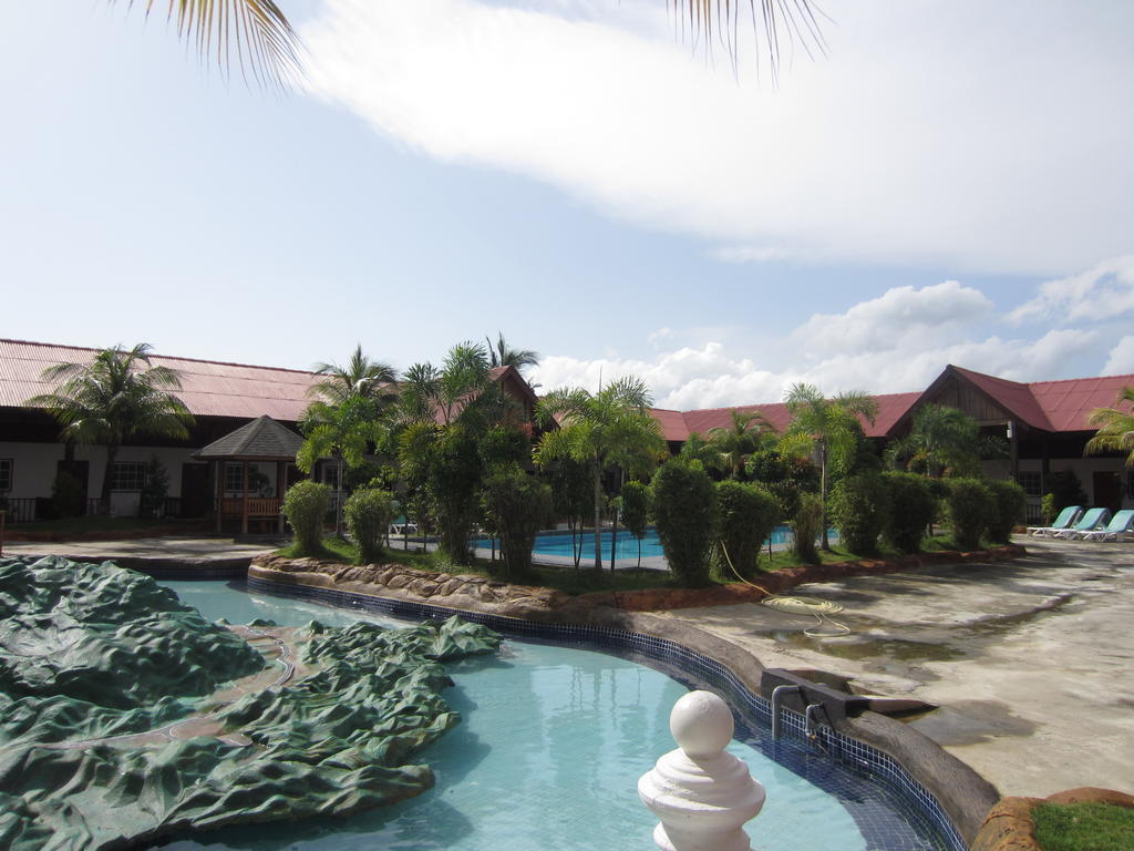 Landcons Resort Langkawi Exterior photo