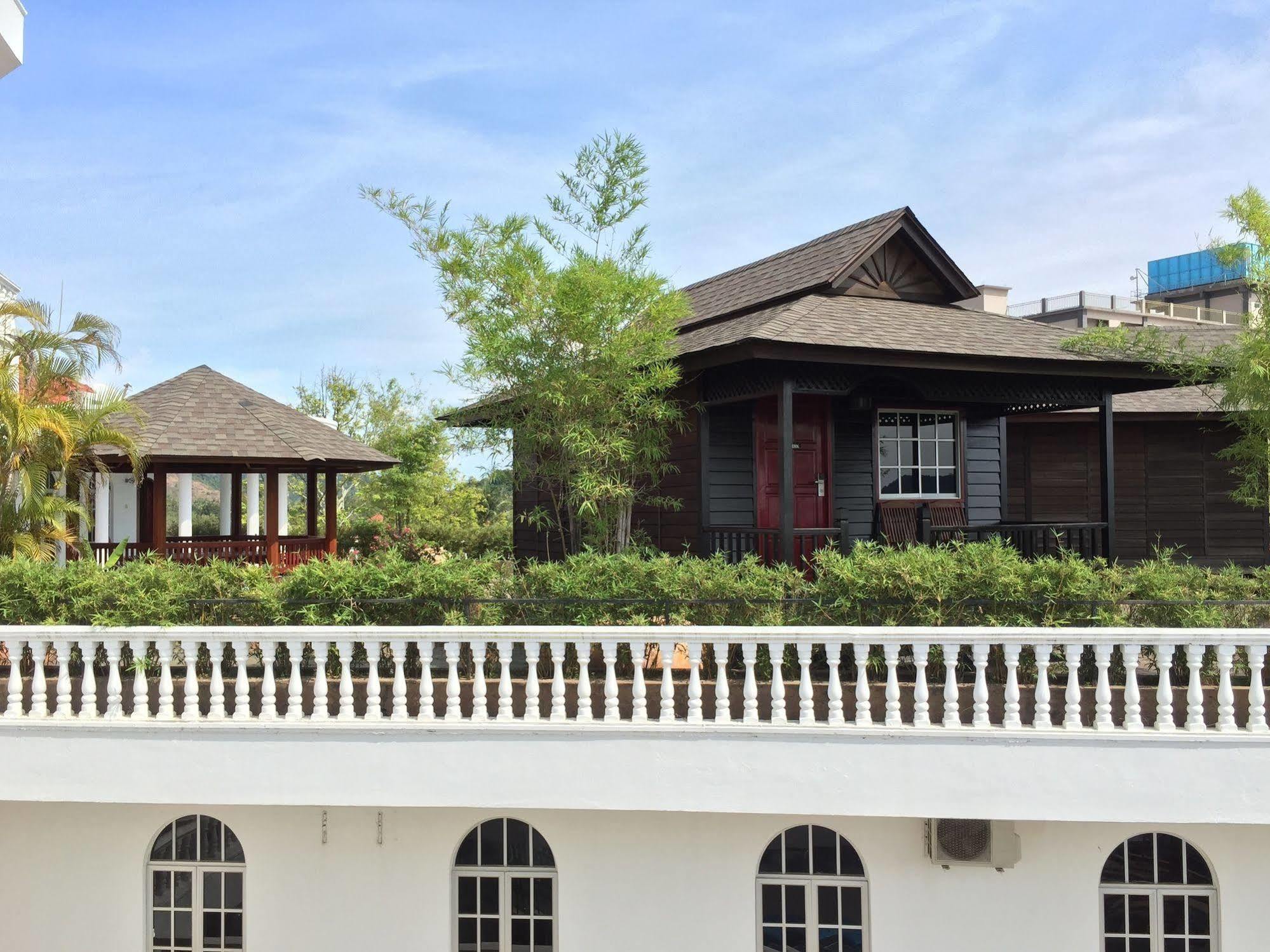 Landcons Resort Langkawi Exterior photo